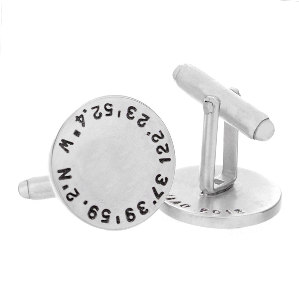 round cufflins